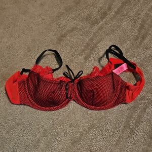 Red Lace La Senza Underwire Bra